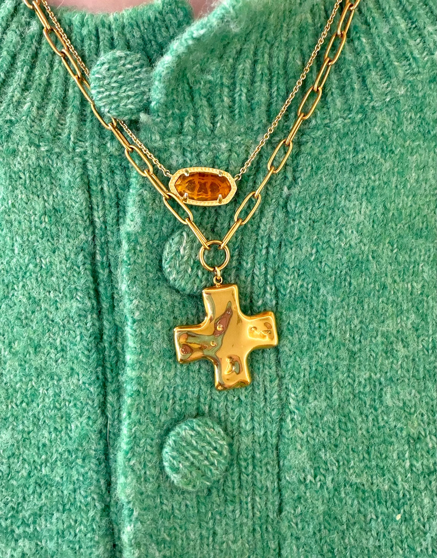 Chuncky Gold Cross Statment Necklace